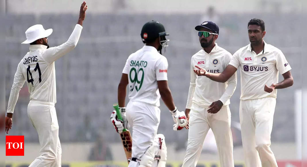 Ind vs Ban 2nd Test Live Updates: R Ashwin, Mohammed Siraj strike early vs Bangladesh